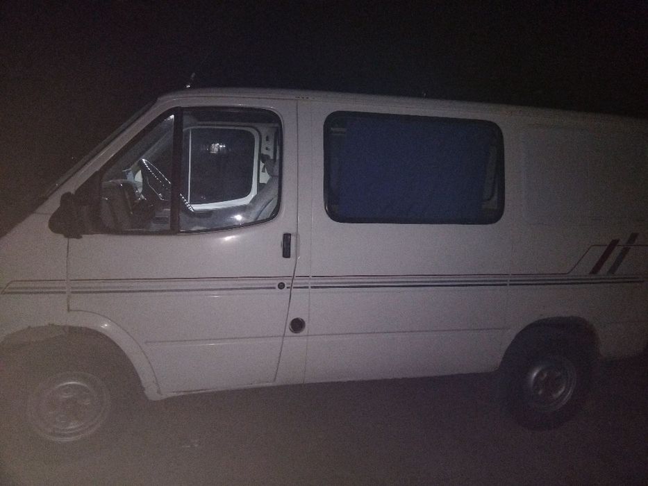 Ford tranzit sotiladi idyal sastayanada balonlari yangi mator xadavoy