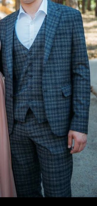 Мужской костюм.