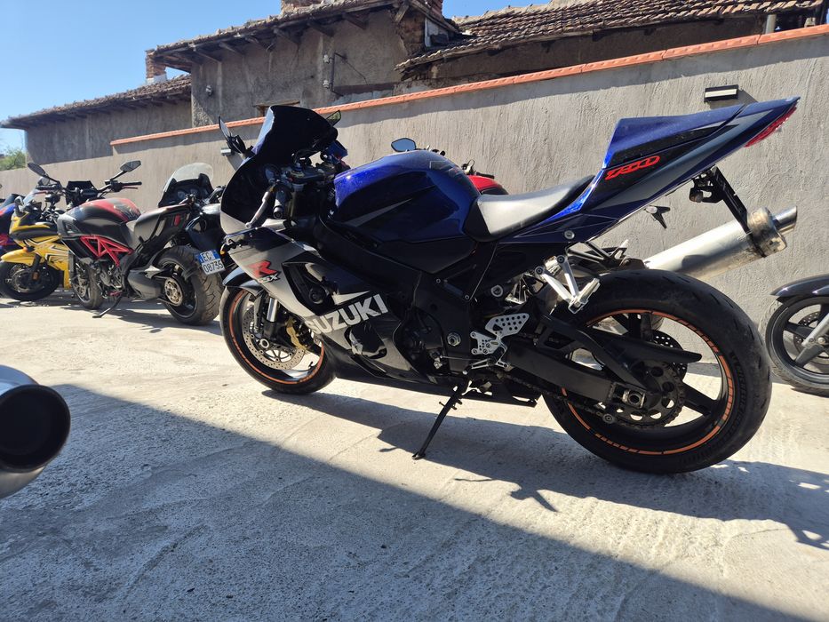 Suzuki gsxr k5 750 на части