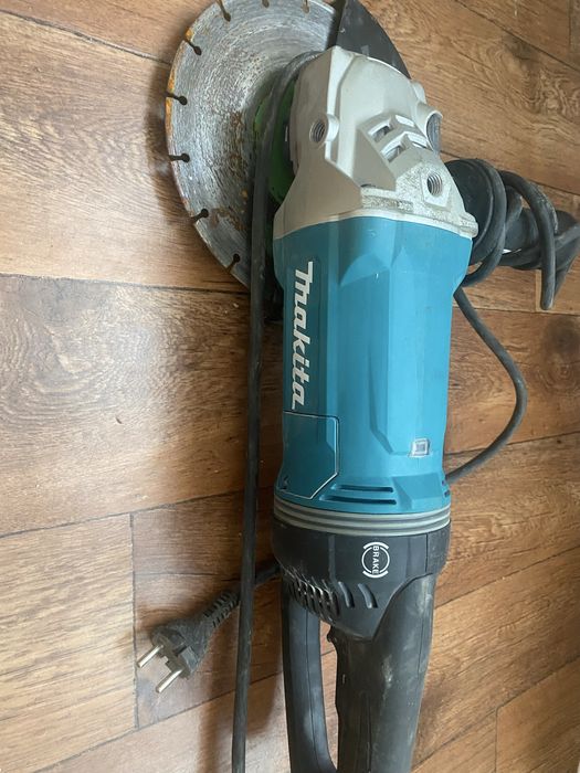 Болгарка Makita 9071