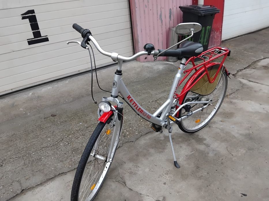 Vând bicicleta kettler din aluminiu pentru damă