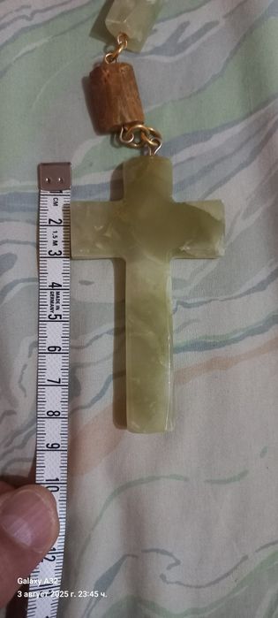 Кулие с кръст от кристал