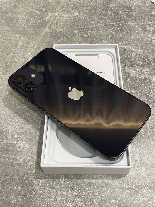 iPhone 12 128 идеал