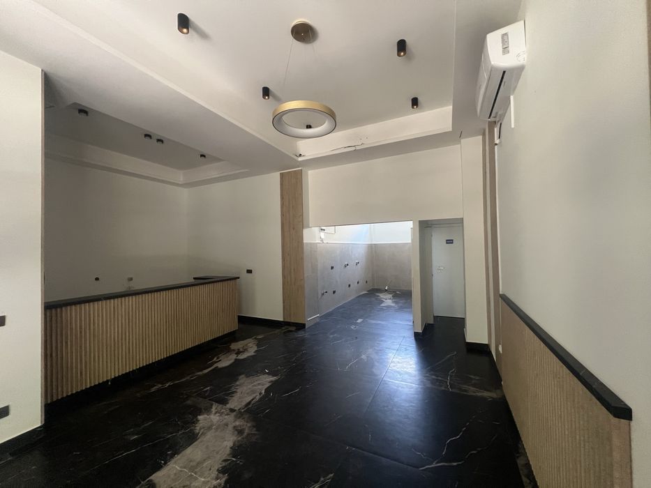 Spatiu Comercial