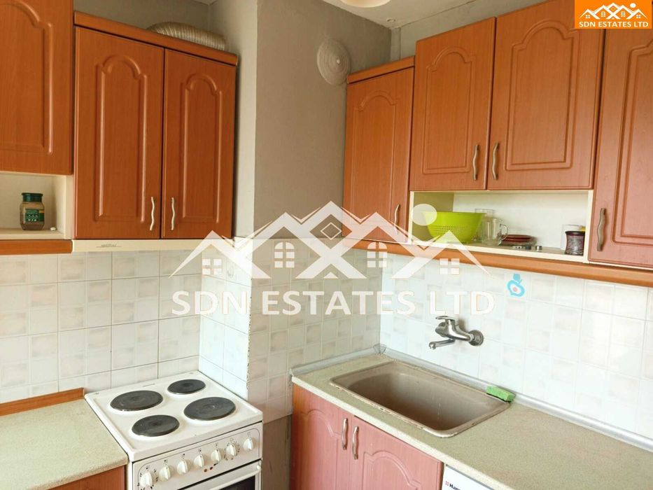 Продава се Тристаен апартамент в Казанлък - 90 кв.м за 1218 €/кв.м - Снимка #1