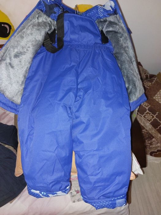 Combinizon pantalon si geaca