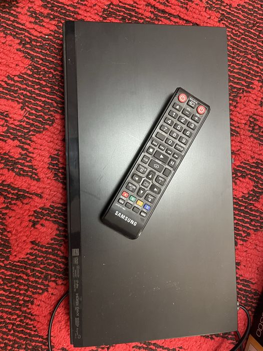 DVD проигрыватель  Samsung