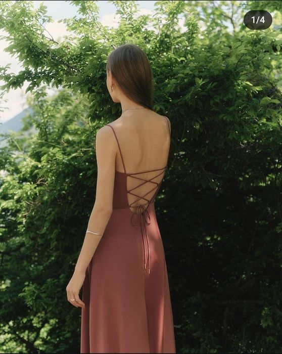 Платье атласное Lichi Brand