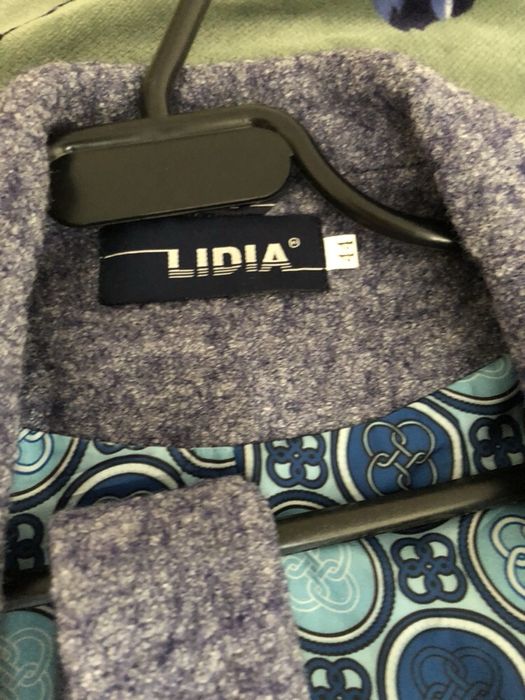 Продаётся осенний пальто