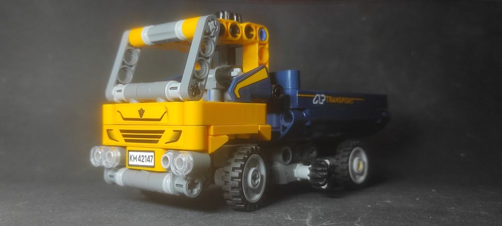 Lego Drump Truck (42147)
