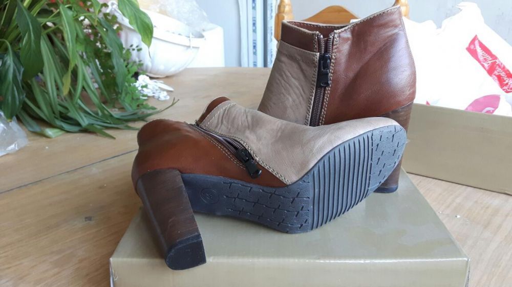 Боти естествена кожа без ток, боти на ток- сиви и бежаво с кафяво