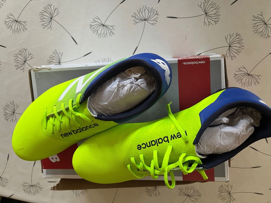 Футболни обувки New Balance