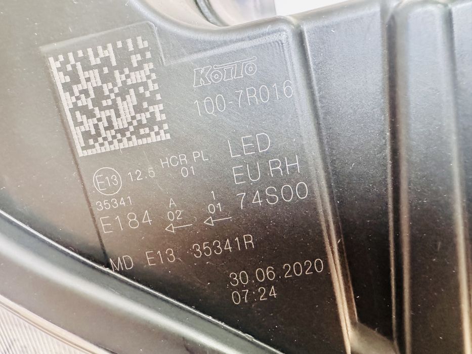 Far dreapta led Suzuki Vitara model dupa 2019 cod 100-7R016