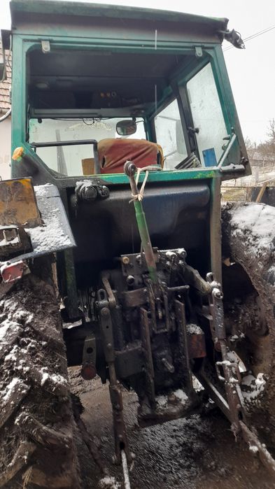 Vând tractor deutz fahr de 72cp ân stare de funcționare la