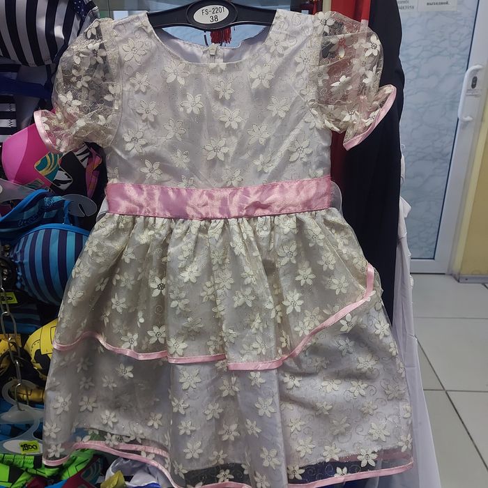 Платье нарядные новые