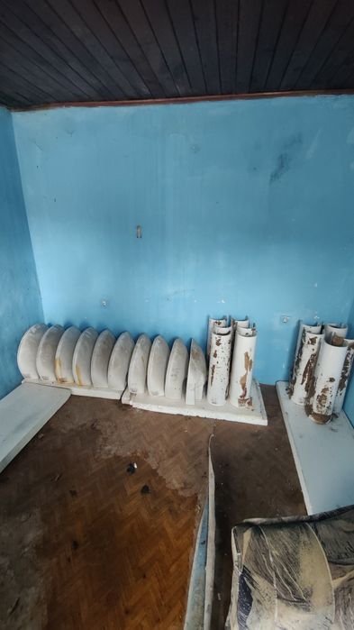 Порцеланови Мивки и Ботуши