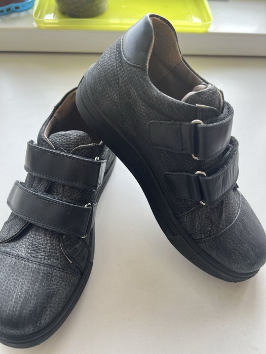 Кожаные туфли на мальчика