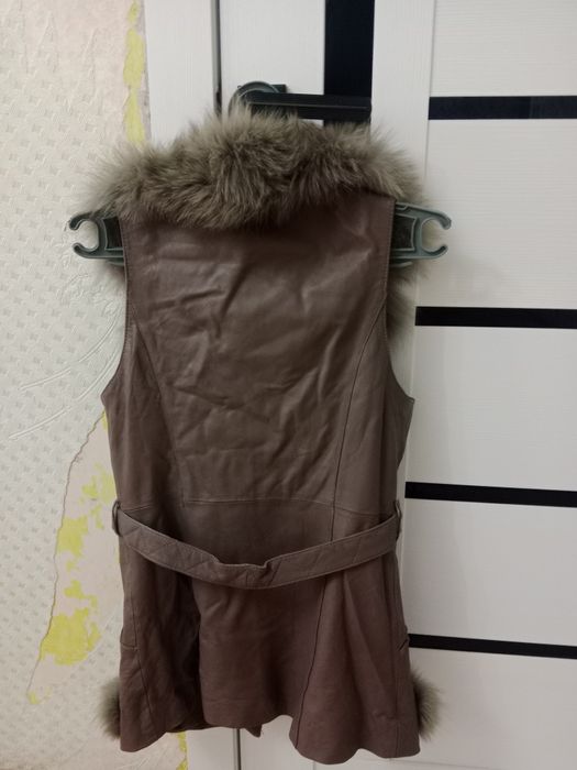 Безрукавка оригинал