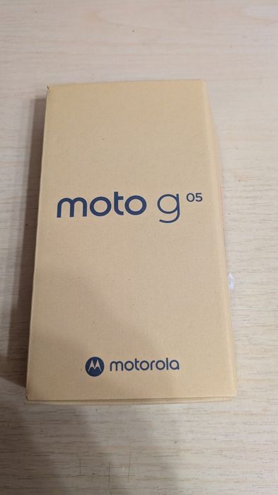 Продавам нов не използван телефон motorola g 05