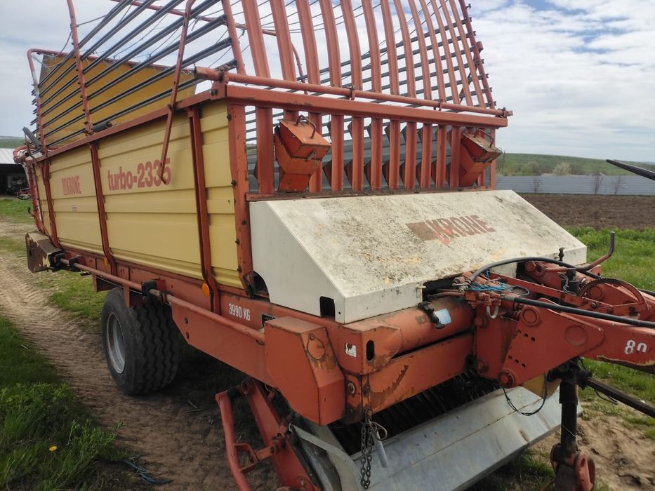Vand remorca Krone Turbo-2335