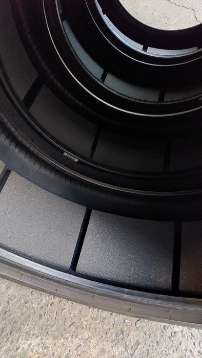 Спорт пакет 275/40/21 - 315/35/21 Pirelli P Zero PZ4 4 броя 21 цола