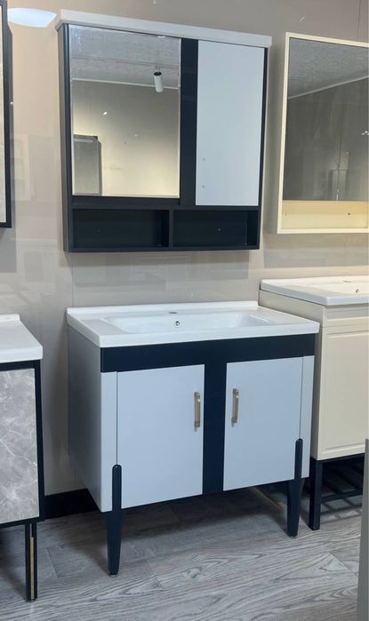 Osma Rakovina (висячая раковина)