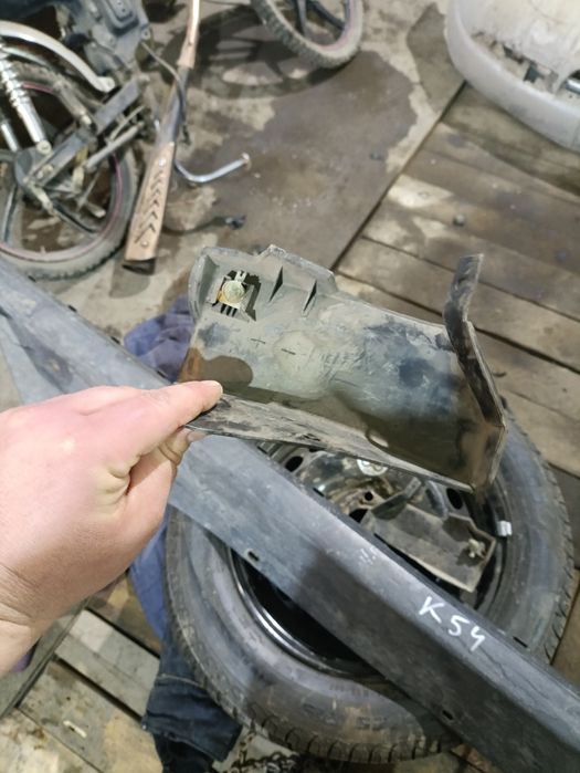 Продам защиту двигателя гольф 4