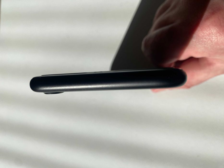 iphone 7 КАТО НОВ 100 % БАТЕРИЯ