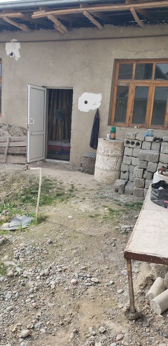 Бектемир.кока.колада4 хонали.уйнинг 1 хонаси еш оилага ижарага берилад