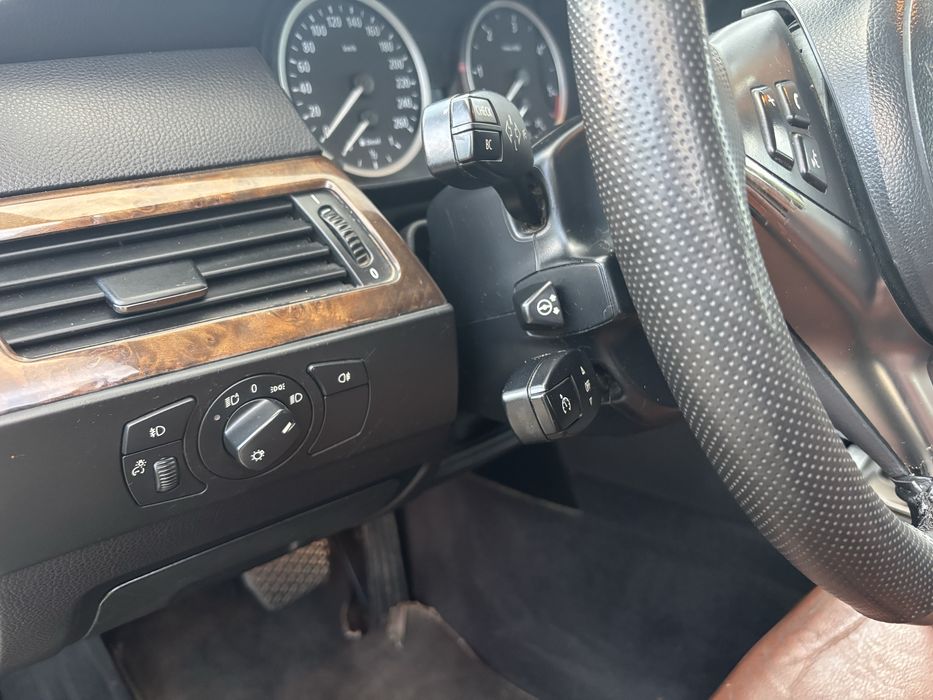 Vând bmw e61 525DA
