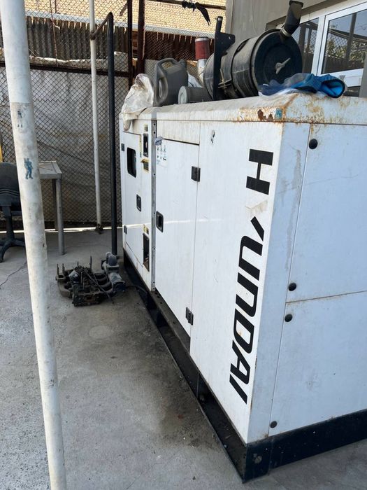 Dvijok Hyundai azgina remont ishi bor