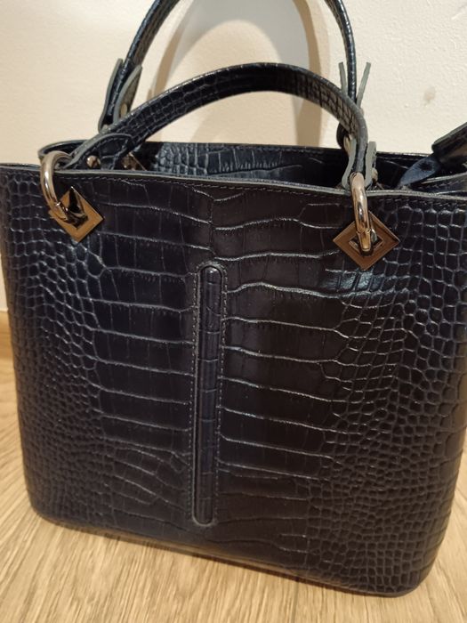 Poșetă piele naturală