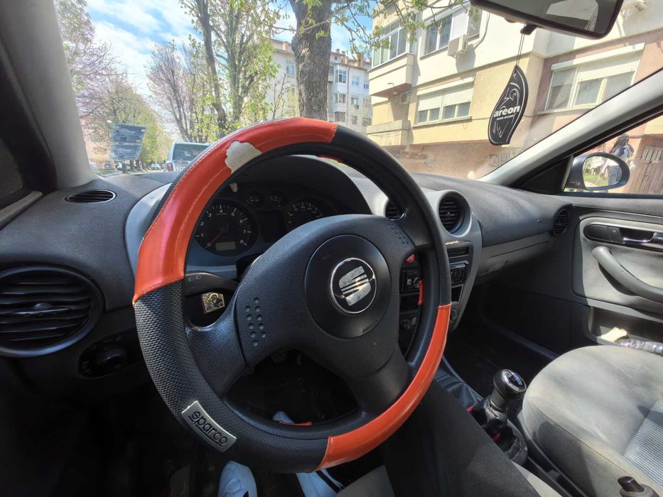 Seat ibiza 1.4 100к.с