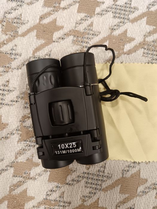 Продам бинокль 10х25. Новый