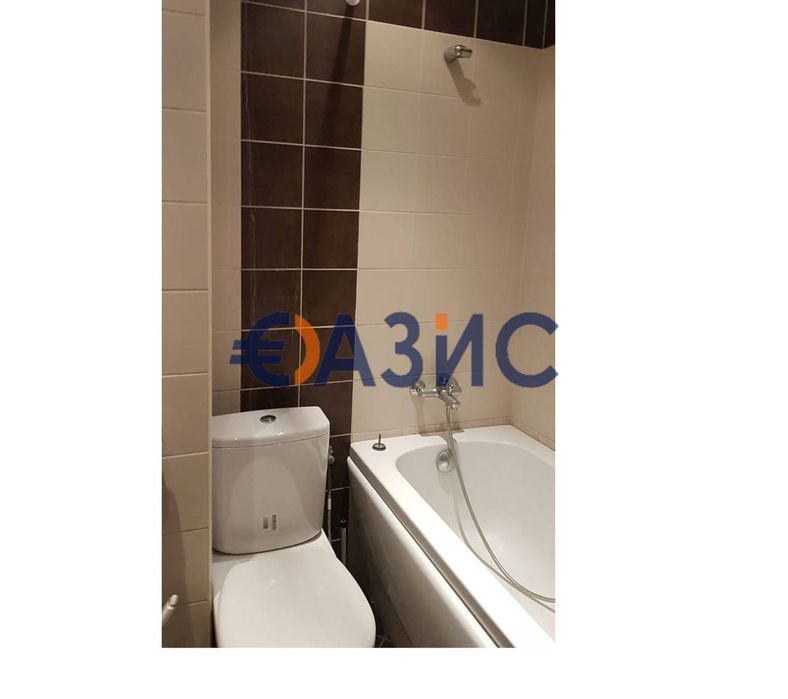 Продава се Двустаен апартамент в Поморие - 71 кв.м за 970 €/кв.м - Снимка #8