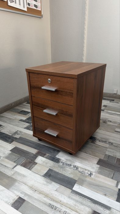 Продам кабинет руководителя