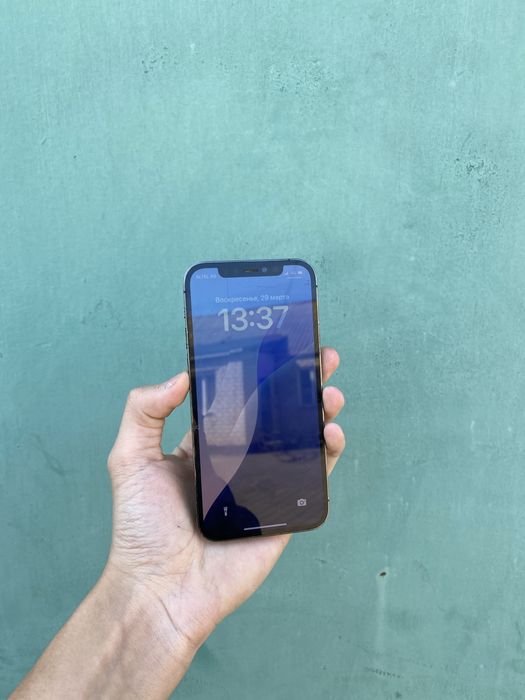 Продам срочно iPhone 12 pro 128gb