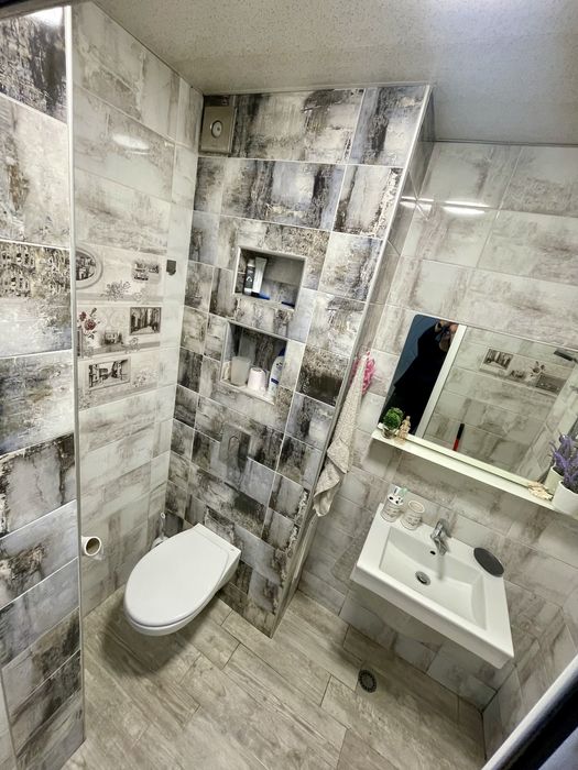 Продава се Тристаен апартамент в Русе, Родина 1 - 94 кв.м за 733 €/кв.м - Снимка #3