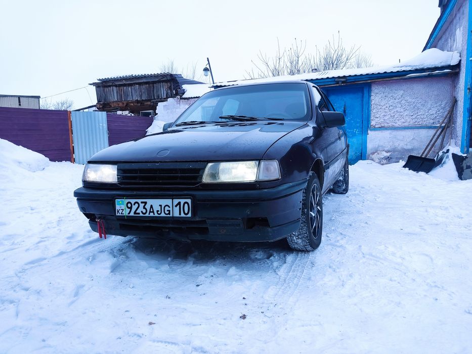 Опель Вектра седан 1.6