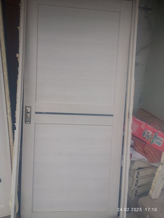 Продам межкомнатные двери для дома