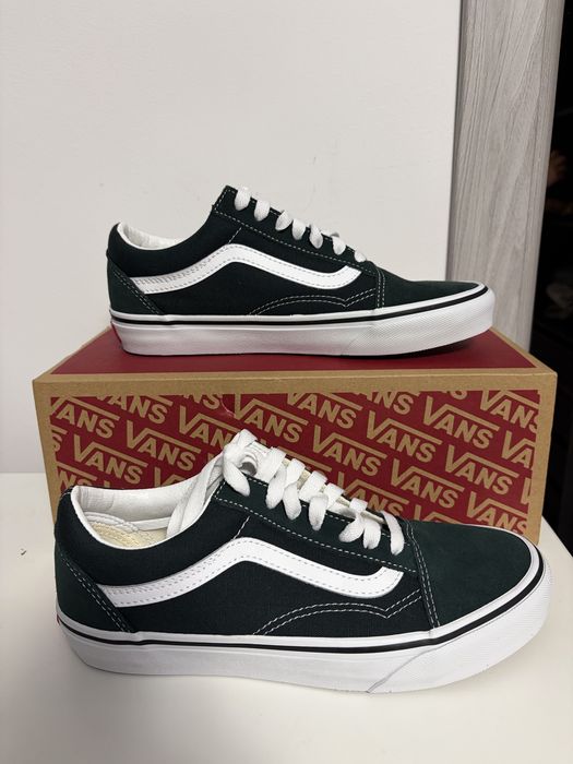 Adidasi Vans Old Skool dama noi