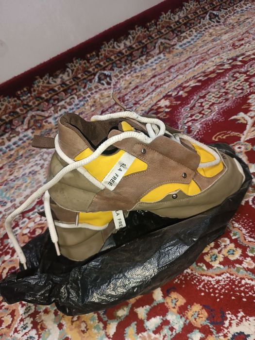 Erkaklar oyoq kiyimi