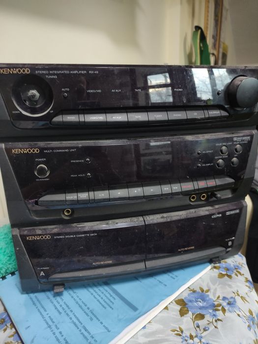 Combina Kenwood RX-49 stereo casette receiver