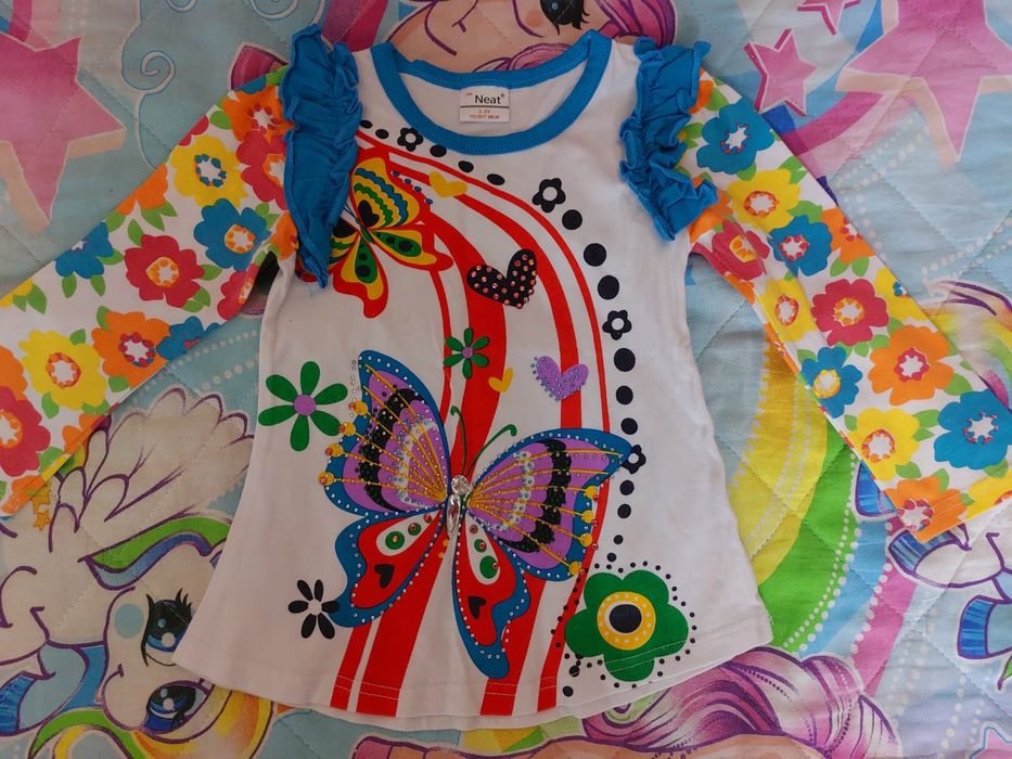 Продам яркий костюмчик на праздник