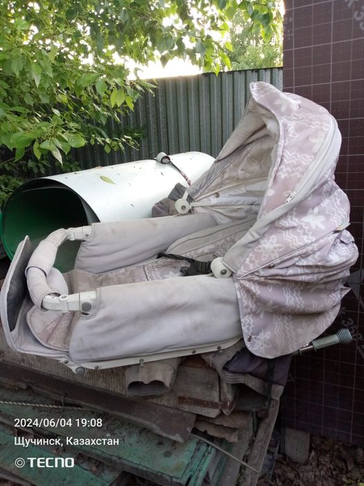 Коляска, кровать детская, ходунок