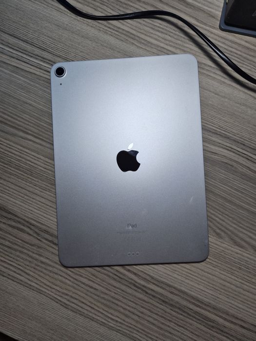 Ipad Air 4-поколение 10.9 Silver Gray