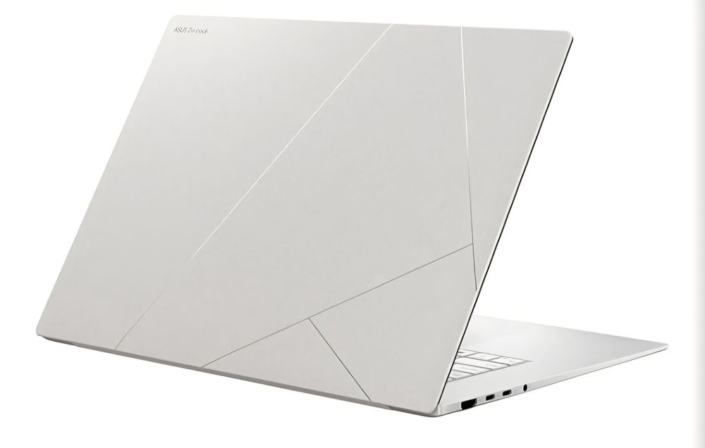 Лаптоп ASUS Zenbook S 16, AMD Ryzen AI 9 365, 24 GB DDR5 RAM, 1 TB PCIe SSD, 16” 3K сензорен екран (2880x1800), AMD Radeon 880M, Win 11 pro