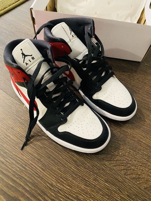 Кроссовки Джорданы, новые