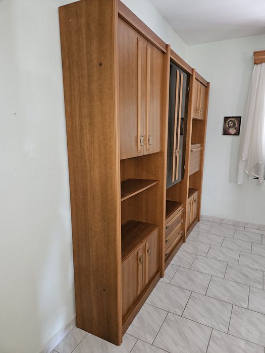 Секция от масив и естествен фурнир