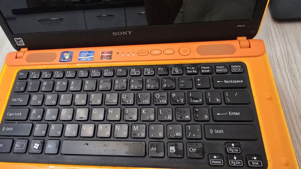 Ноутбук Sony PCG-61715V